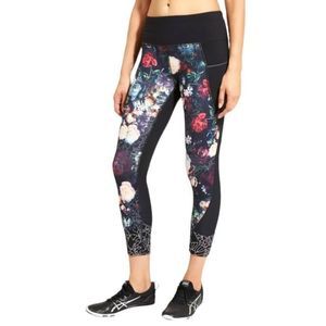 Athleta Relay Orchid Capri 2.0 Size Small